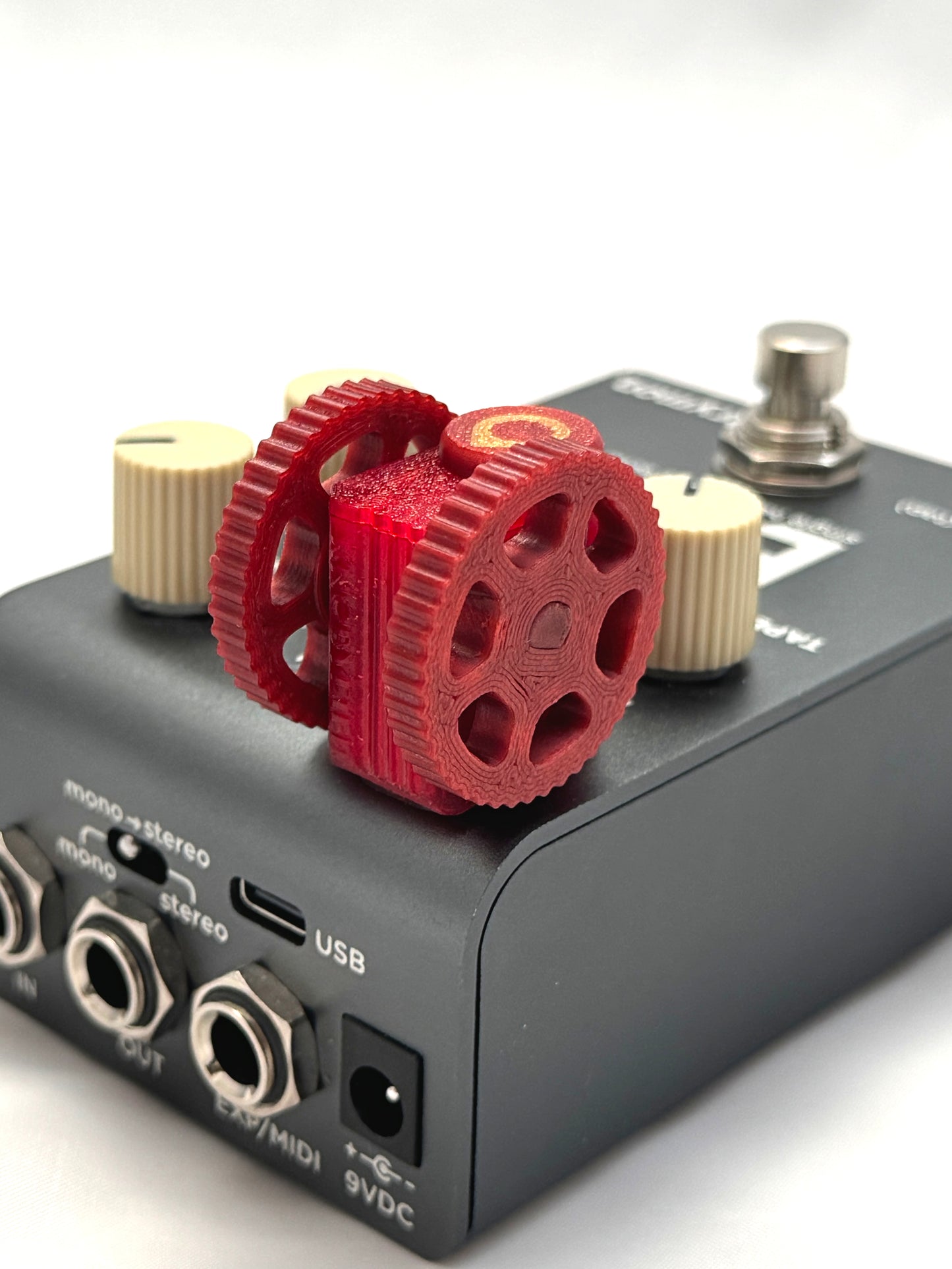 [NEW] Knobyfier - Dirty Red